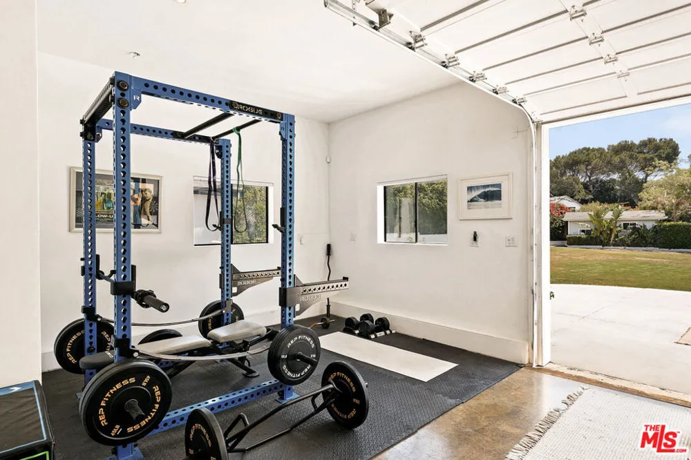 29328 Heathercliff Road Malibu, CA 90265