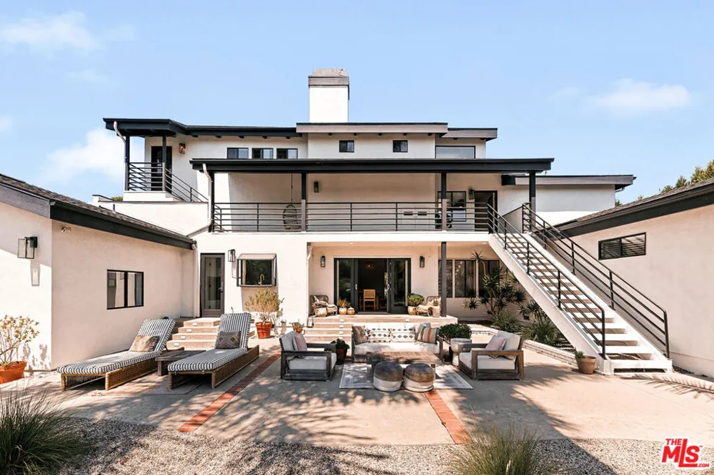 29328 Heathercliff Road Malibu, CA 90265