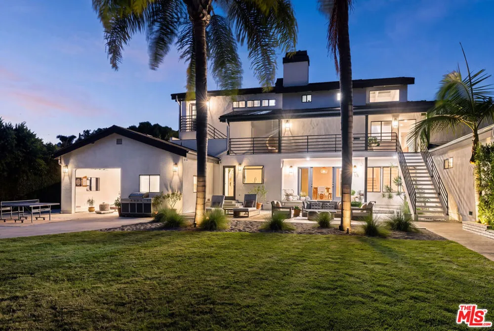 29328 Heathercliff Road Malibu, CA 90265