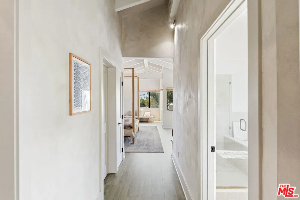 29328 Heathercliff Road Malibu, CA 90265