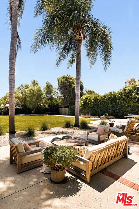 29328 Heathercliff Road Malibu, CA 90265