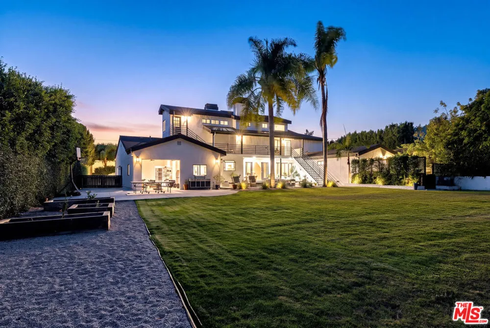 29328 Heathercliff Road Malibu, CA 90265