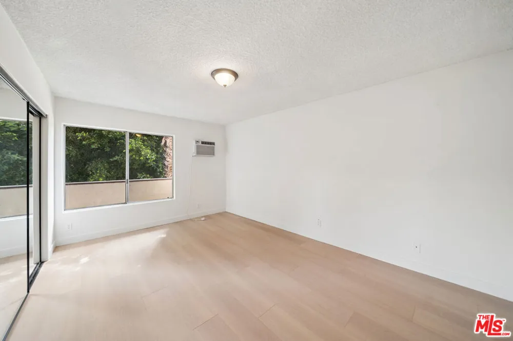 10980 Ohio Avenue #201 Los Angeles, CA 90024
