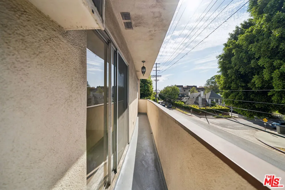 10980 Ohio Avenue #201 Los Angeles, CA 90024
