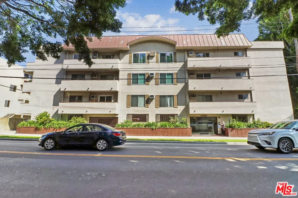 10980 Ohio Avenue #201 Los Angeles, CA 90024