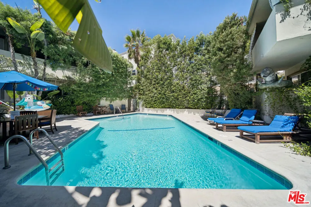 1520 Hayworth Avenue #4 Los Angeles, CA 90046