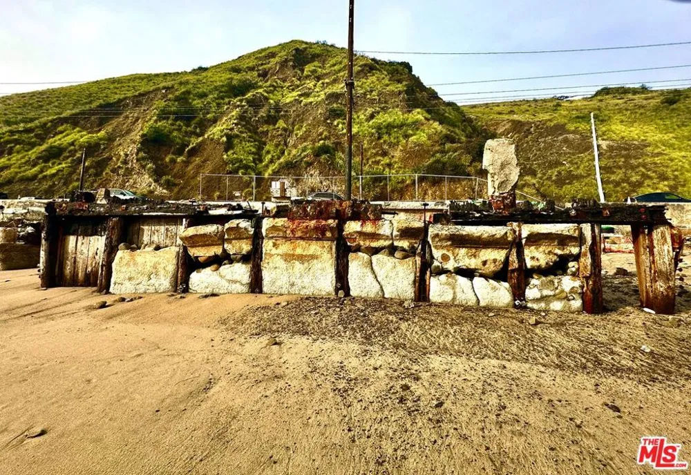 19240 Pacific Coast Highway Malibu, CA 90265