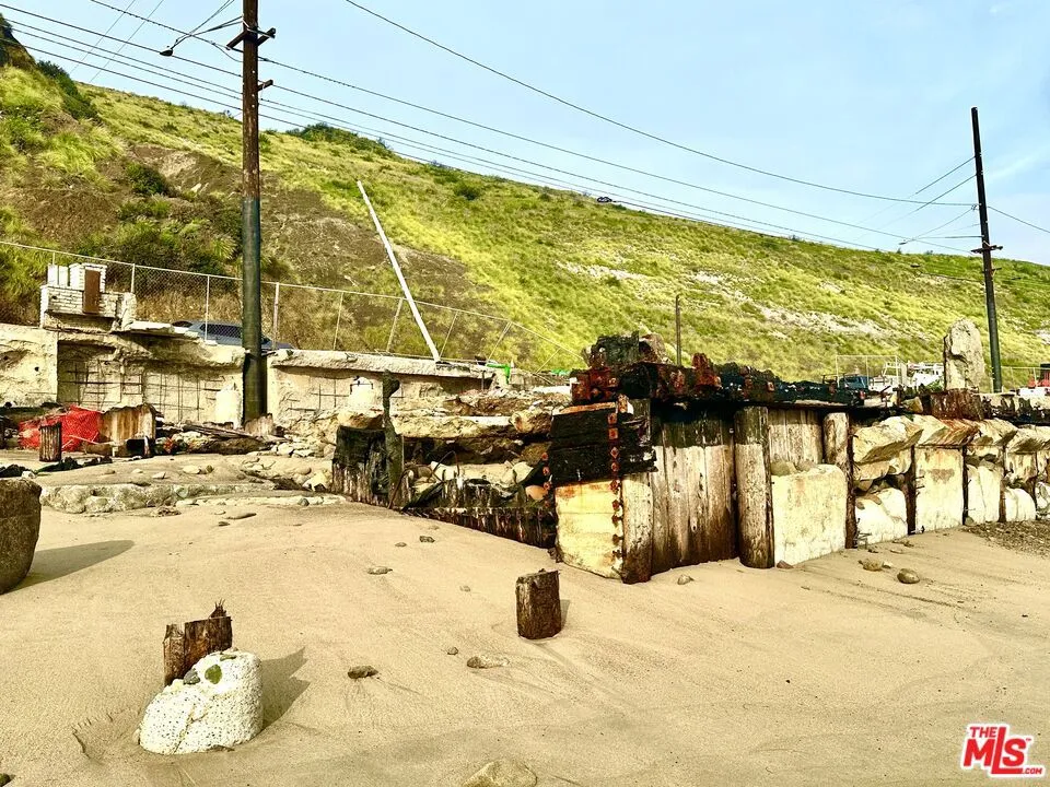19240 Pacific Coast Highway Malibu, CA 90265