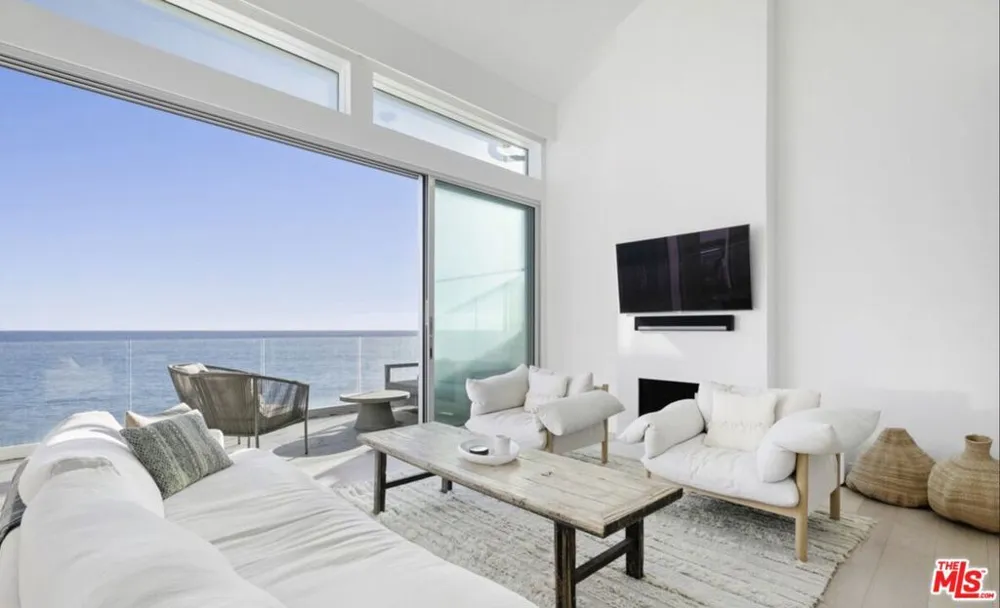 19240 Pacific Coast Highway Malibu, CA 90265