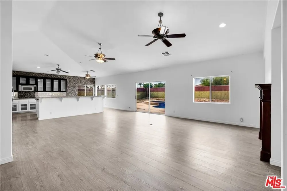 80442 Jasper Park Avenue Indio, CA 92201