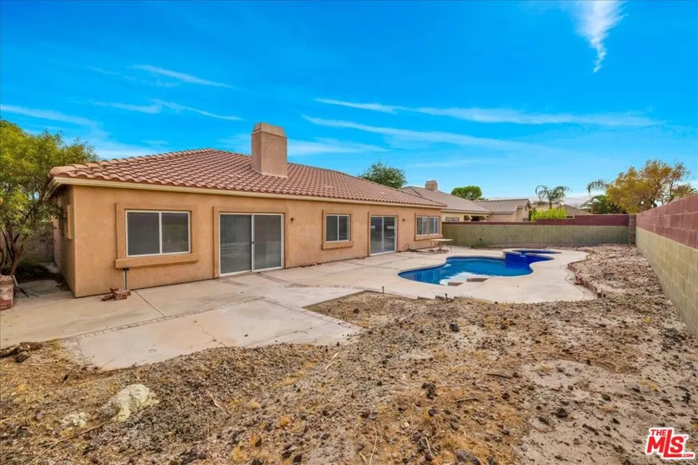 80442 Jasper Park Avenue Indio, CA 92201