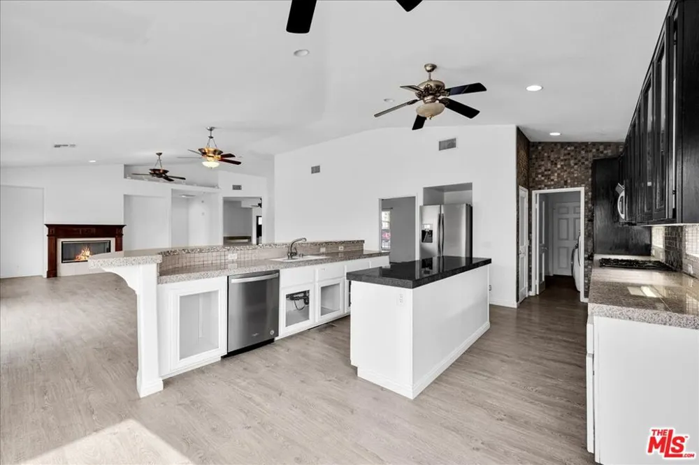 80442 Jasper Park Avenue Indio, CA 92201