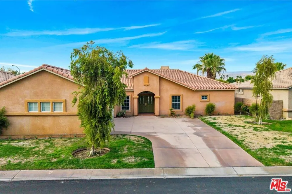 80442 Jasper Park Avenue Indio, CA 92201