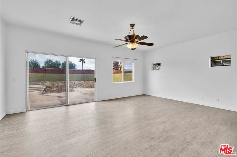 80442 Jasper Park Avenue Indio, CA 92201