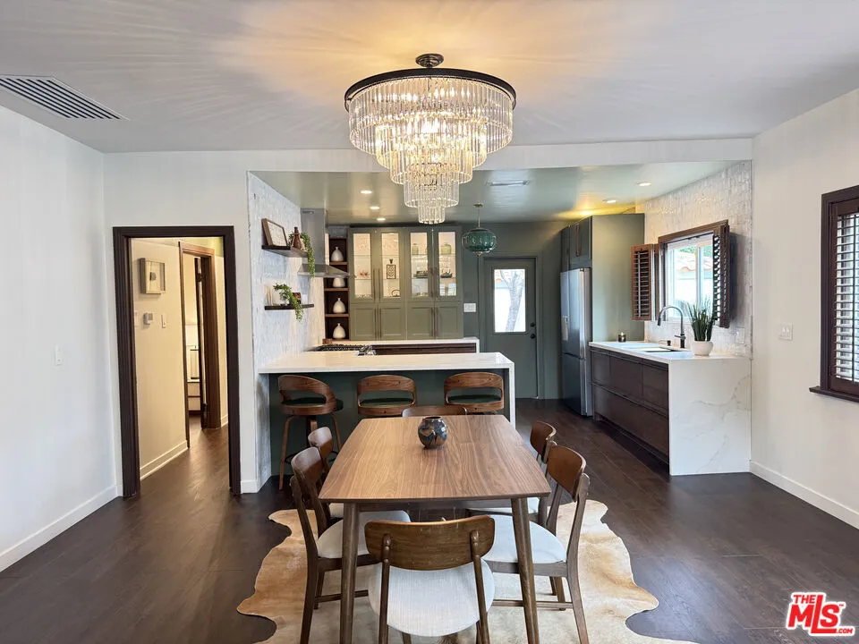 636 Curson Avenue Los Angeles, CA 90036