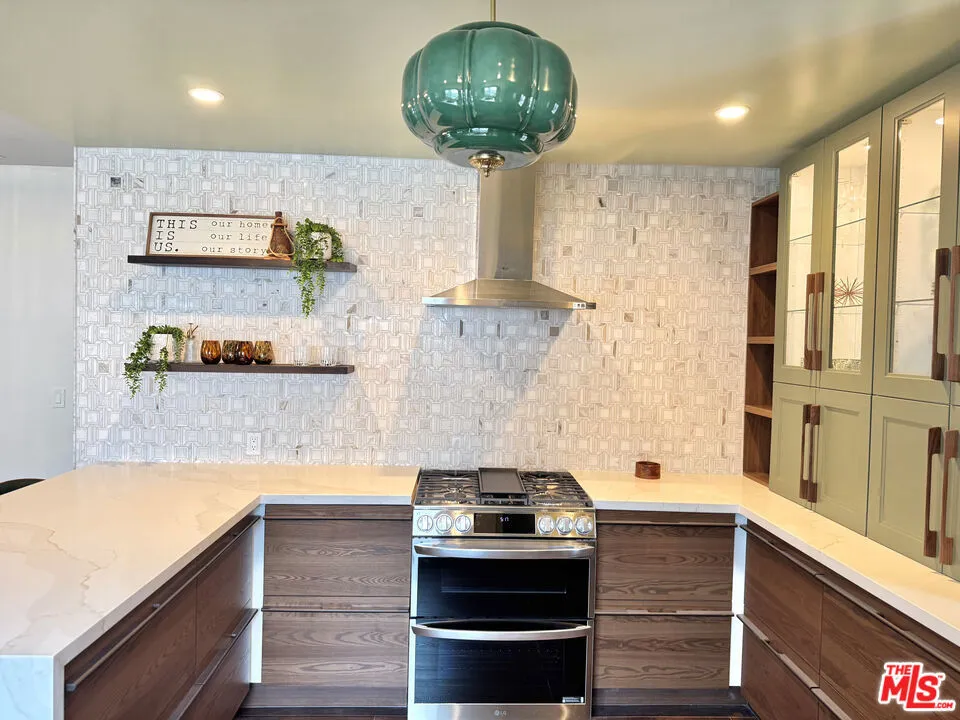 636 Curson Avenue Los Angeles, CA 90036