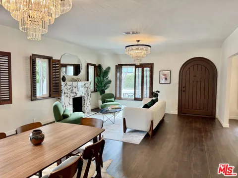 636 Curson Avenue