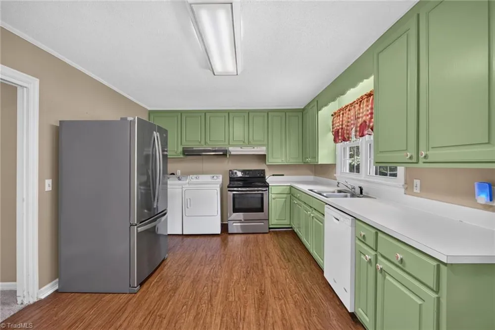 1115 E Willowbrook Drive Burlington, NC 27215