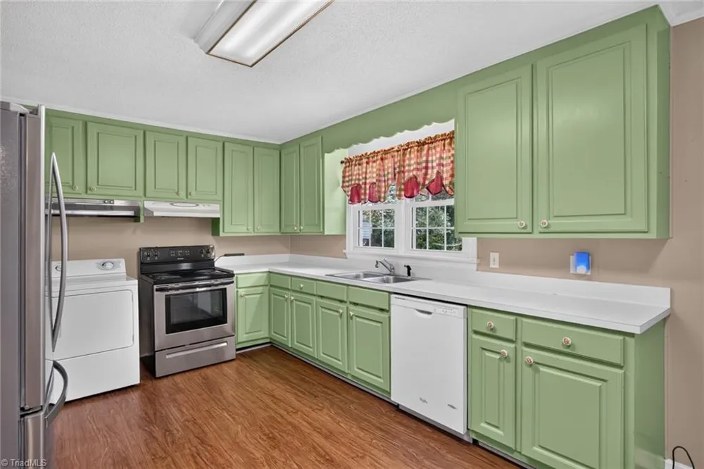 1115 E Willowbrook Drive Burlington, NC 27215