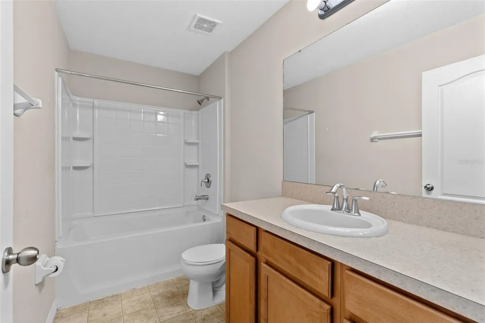 1327 PRIORY CIRCLE #1327 Winter Garden, FL 34787