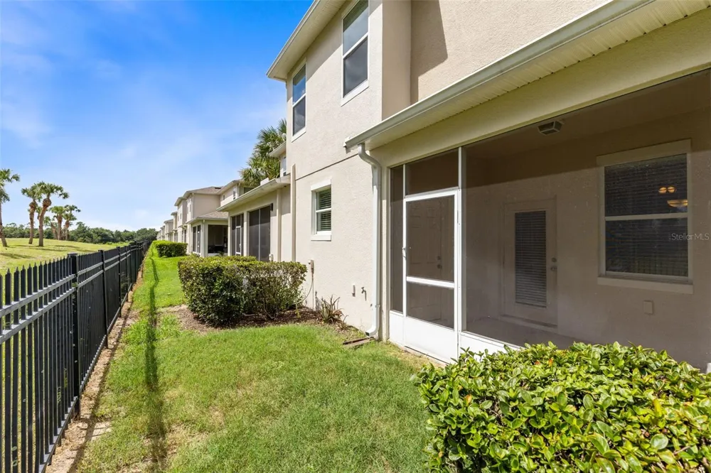 1327 PRIORY CIRCLE #1327 Winter Garden, FL 34787