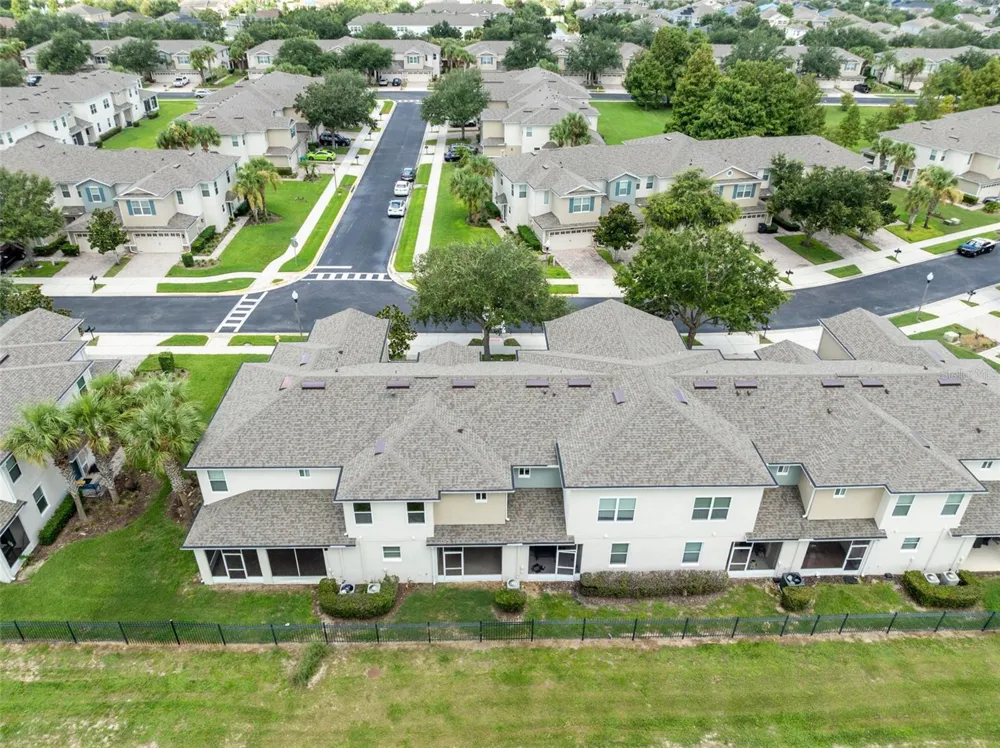 1327 PRIORY CIRCLE #1327 Winter Garden, FL 34787