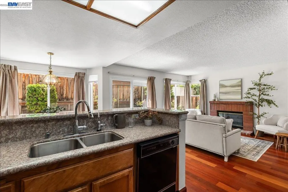 648 Kirby Fremont, CA 94539