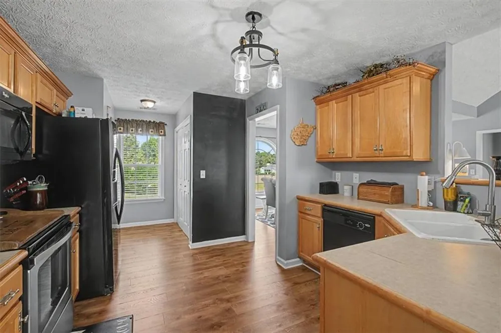 36 Valley Edge Drive Rockmart, GA 30153