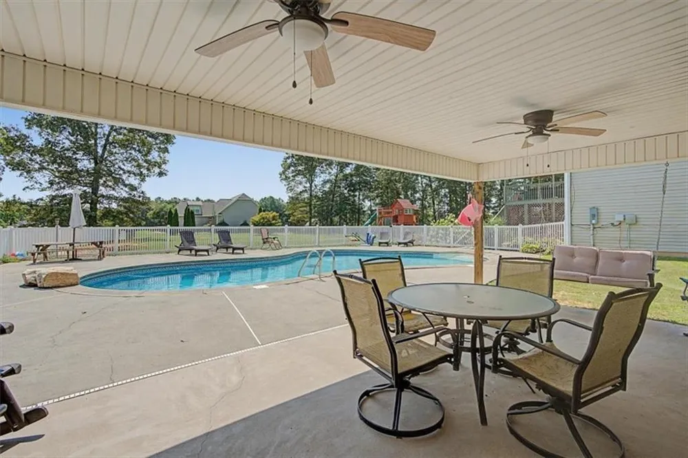 36 Valley Edge Drive Rockmart, GA 30153