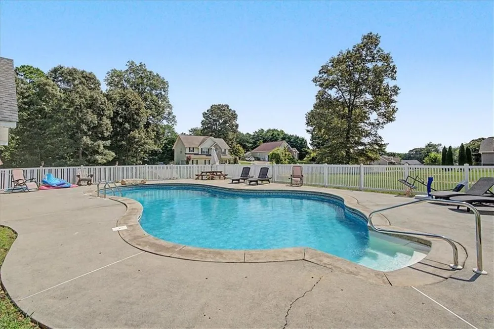 36 Valley Edge Drive Rockmart, GA 30153