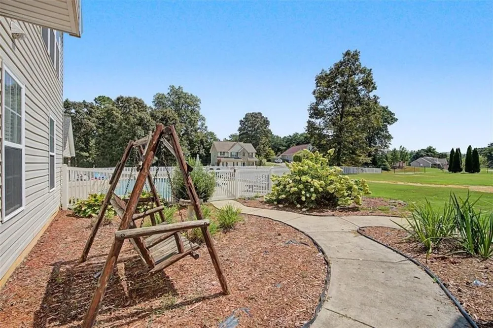 36 Valley Edge Drive Rockmart, GA 30153