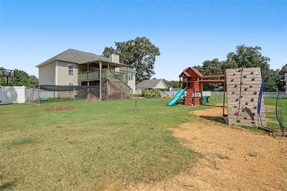 36 Valley Edge Drive Rockmart, GA 30153