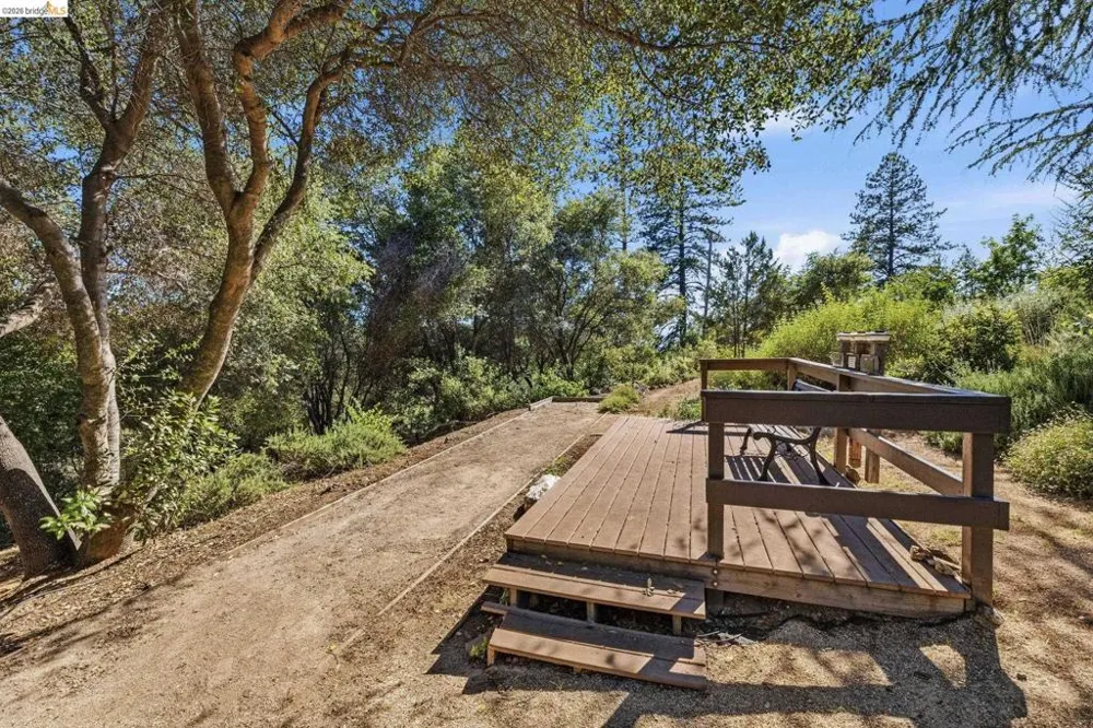 22890 MOUNT HOLLY LN Columbia, CA 95310
