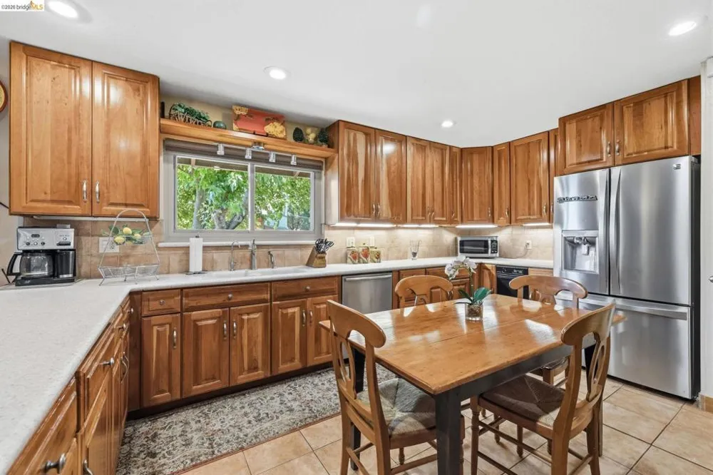 22890 MOUNT HOLLY LN Columbia, CA 95310