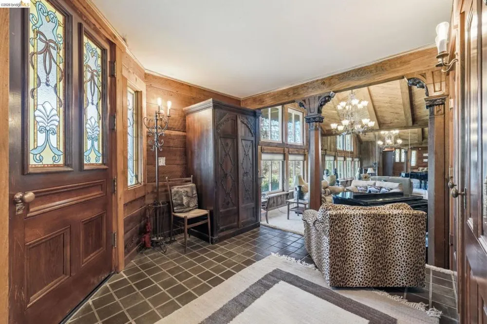22890 MOUNT HOLLY LN Columbia, CA 95310