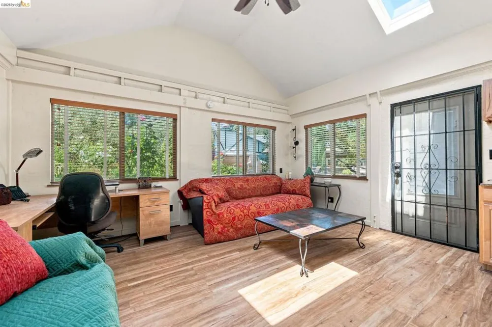22890 MOUNT HOLLY LN Columbia, CA 95310