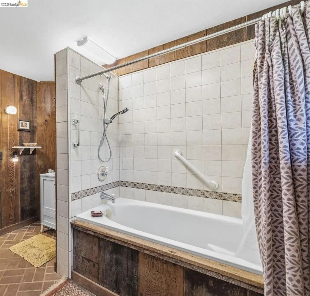 22890 MOUNT HOLLY LN Columbia, CA 95310