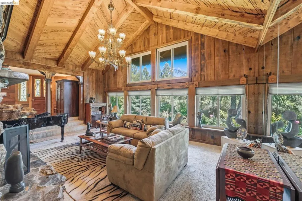 22890 MOUNT HOLLY LN Columbia, CA 95310