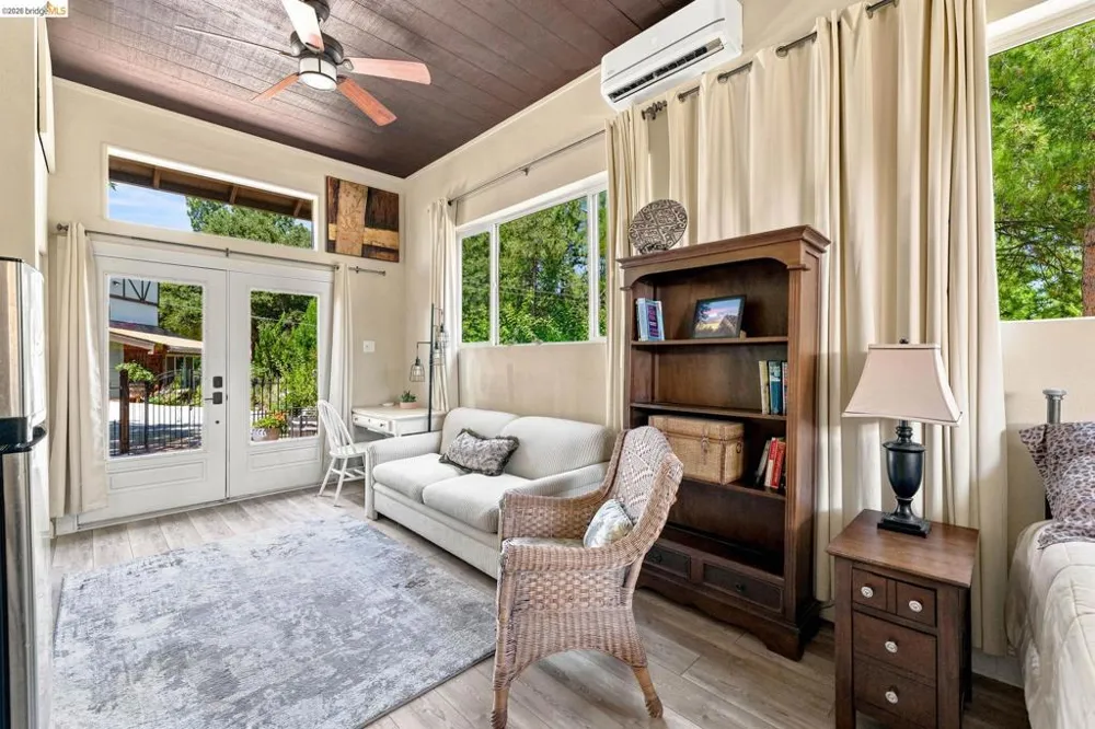 22890 MOUNT HOLLY LN Columbia, CA 95310
