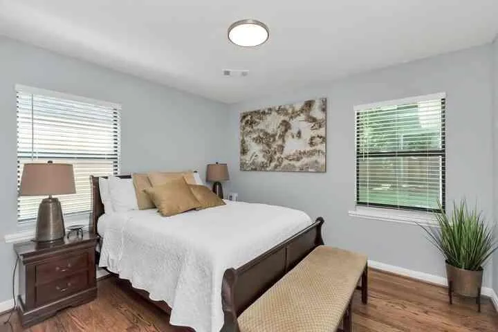 2107 Wakefield Drive Houston, TX 77018