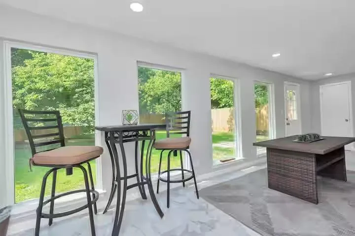 2107 Wakefield Drive Houston, TX 77018