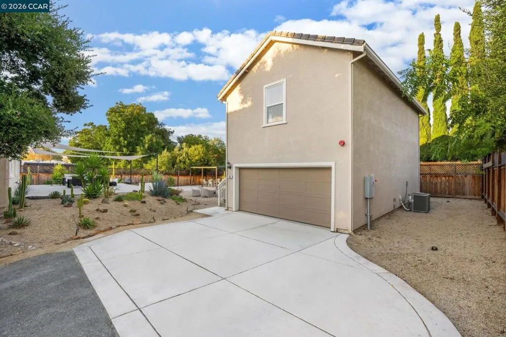 64 Morello Ave Martinez, CA 94553