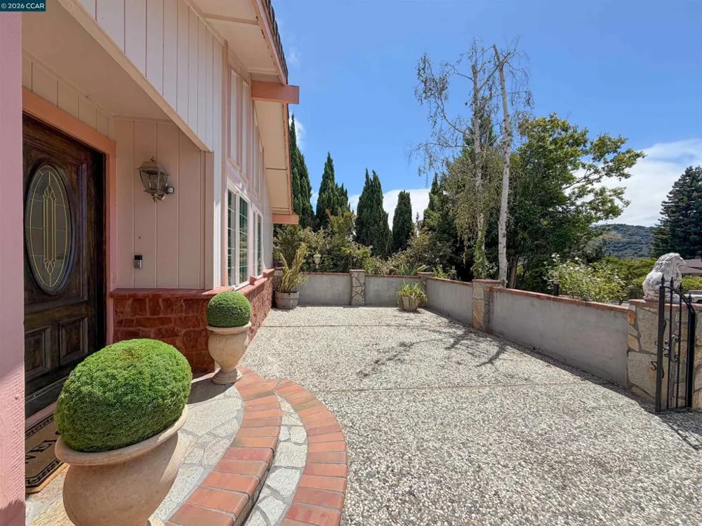 1220 Fascination Cir Richmond, CA 94803