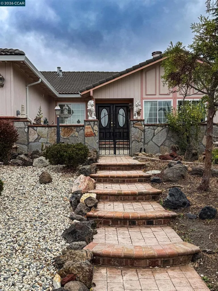1220 Fascination Cir Richmond, CA 94803