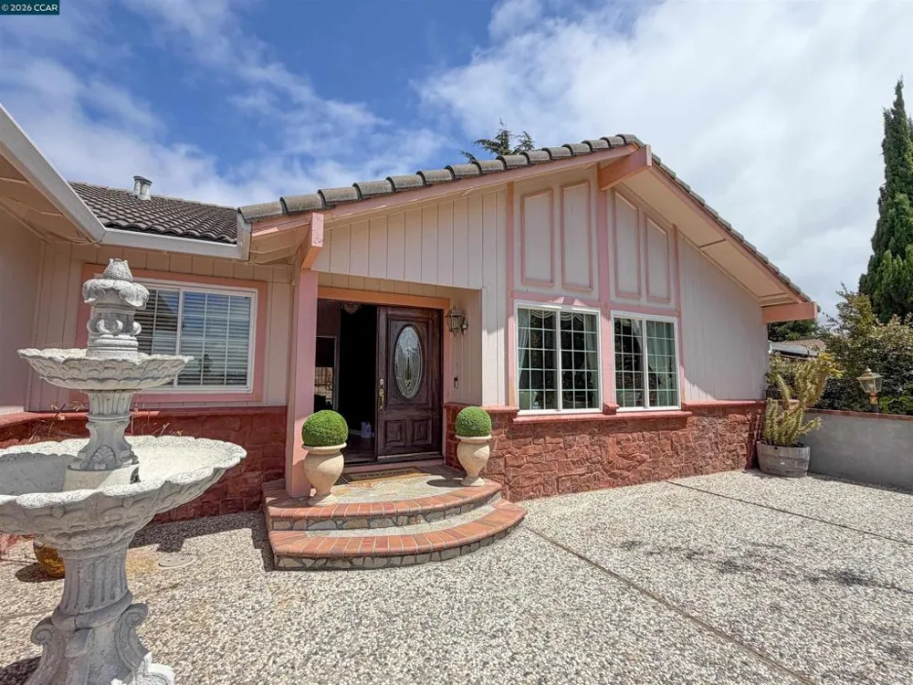 1220 Fascination Cir Richmond, CA 94803