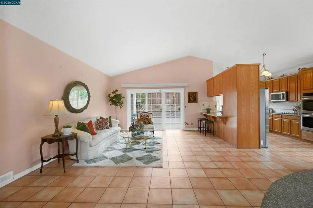 1220 Fascination Cir Richmond, CA 94803