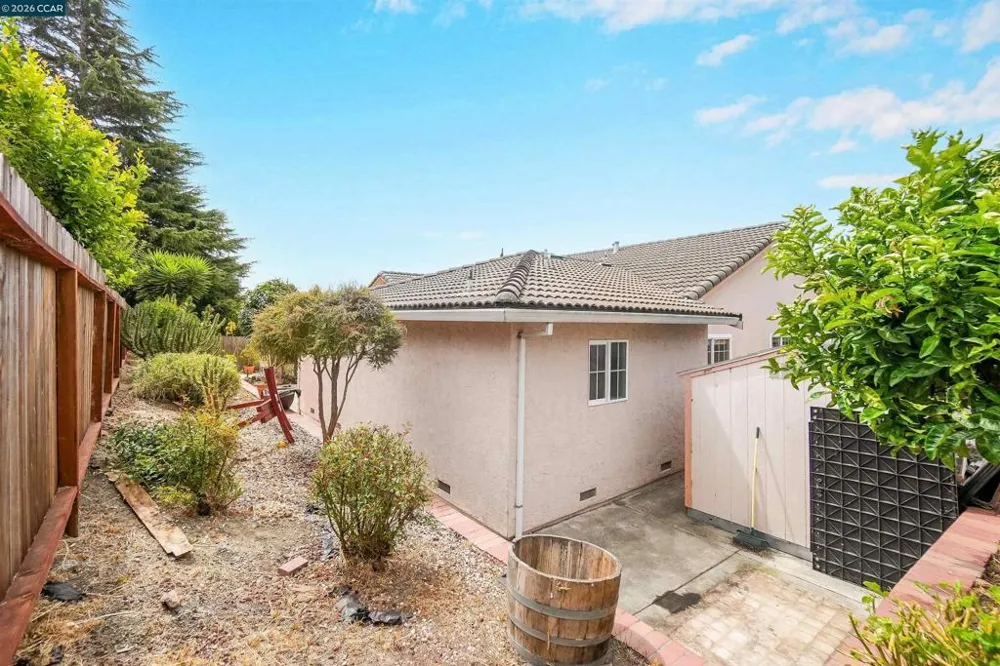 1220 Fascination Cir Richmond, CA 94803