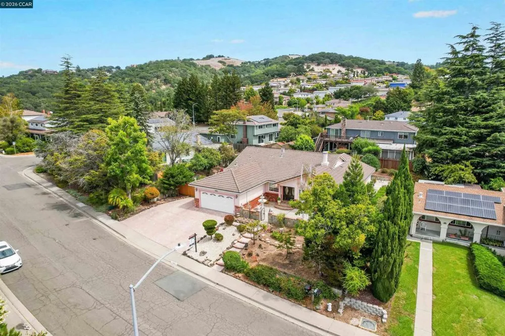 1220 Fascination Cir Richmond, CA 94803