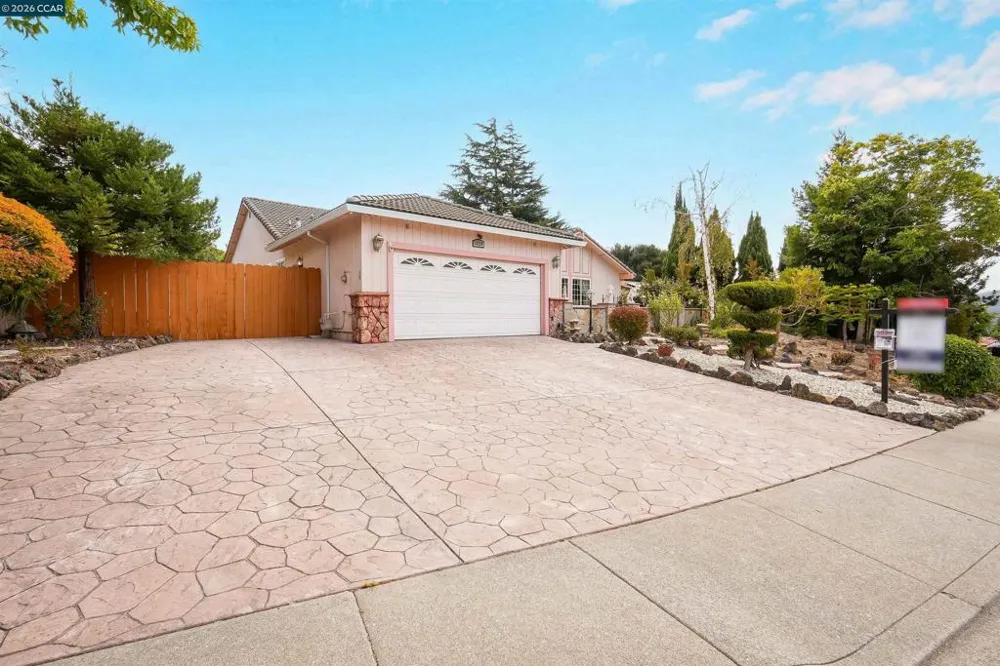 1220 Fascination Cir Richmond, CA 94803