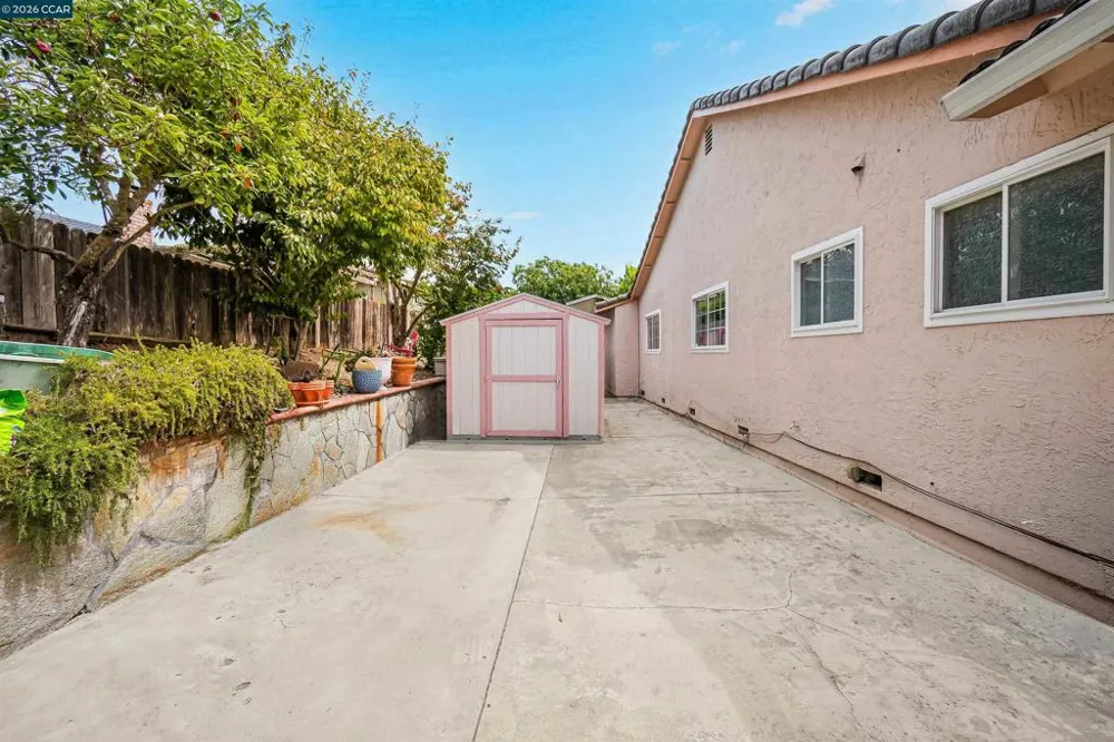1220 Fascination Cir Richmond, CA 94803